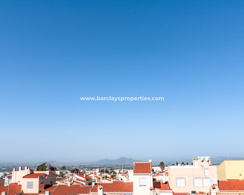 Ansichten - Immobilien zum Verkauf in La Marina Spanien mit Meerblick
