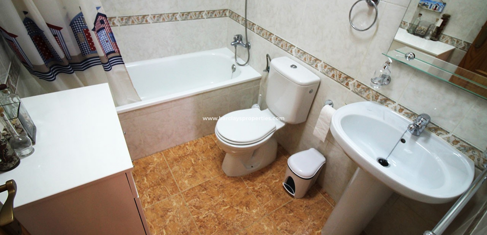 Badezimmer - Südlage zum Verkauf in La Marina Spanien