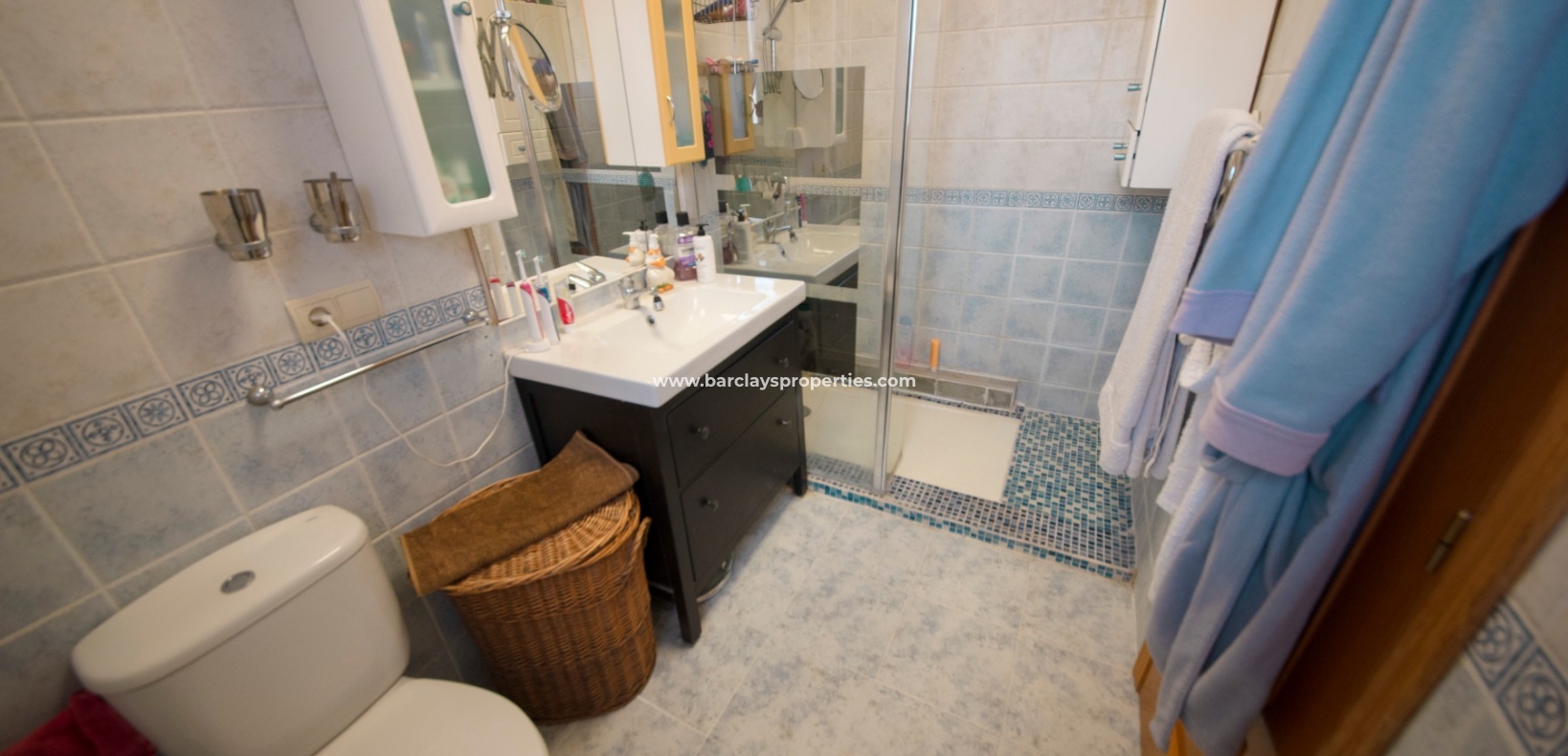 Bathroom - Country House For Sale in Catral, Spain