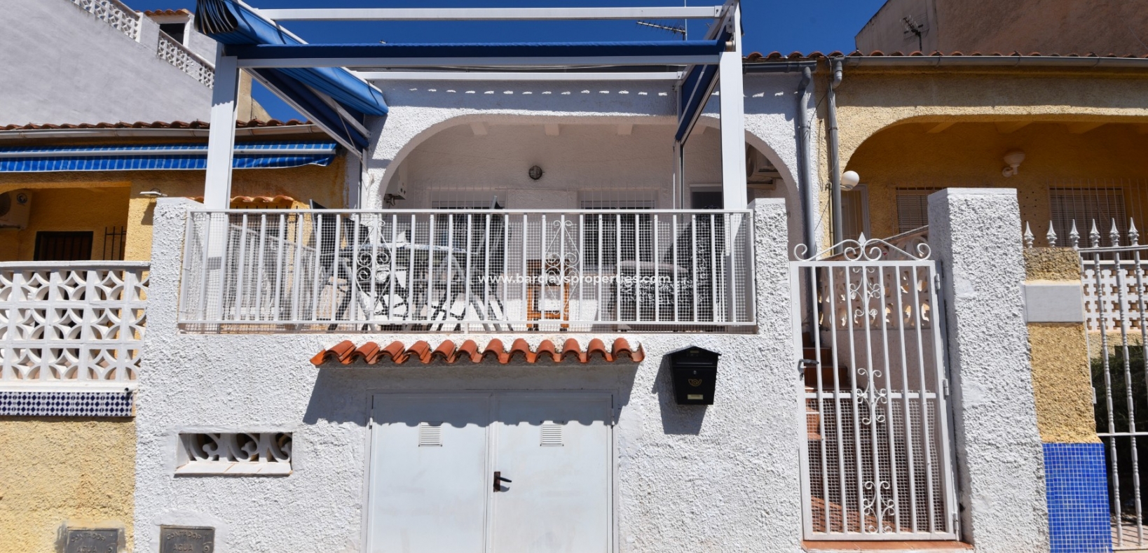 Casa - Propiedad adosada en venta en La Marina España