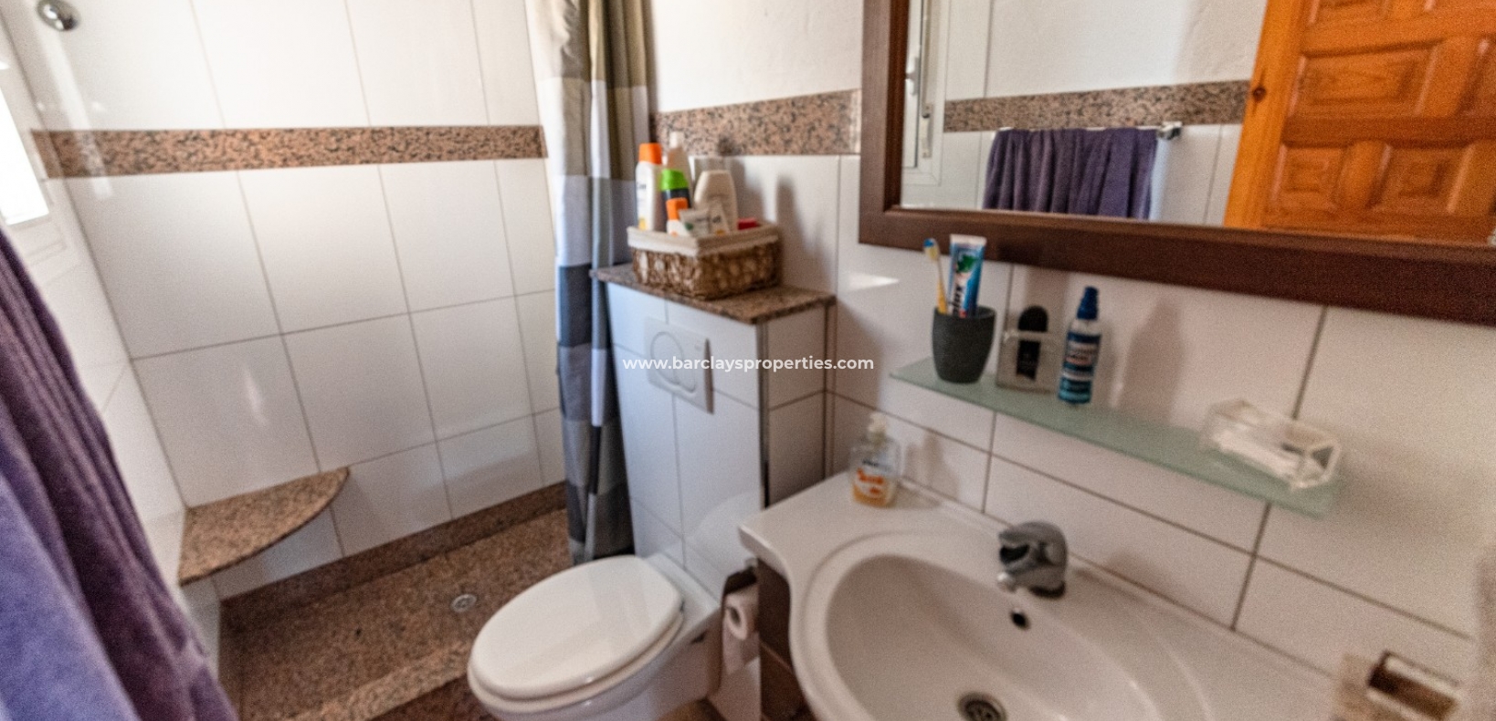 Detached villa in La Marina - bathroom