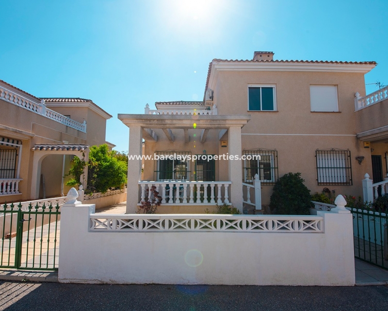 House - Semi-Detached Property For Sale In La Marina Spain 