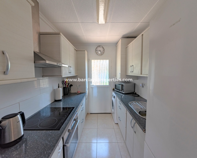 Keuken - Huis te koop in urbanisatie La Marina