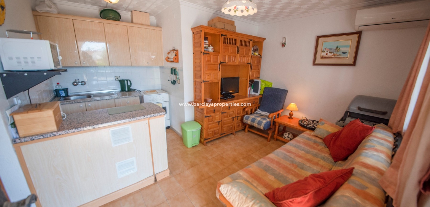 Livingroom - Property For Sale In La Marina, South Facing