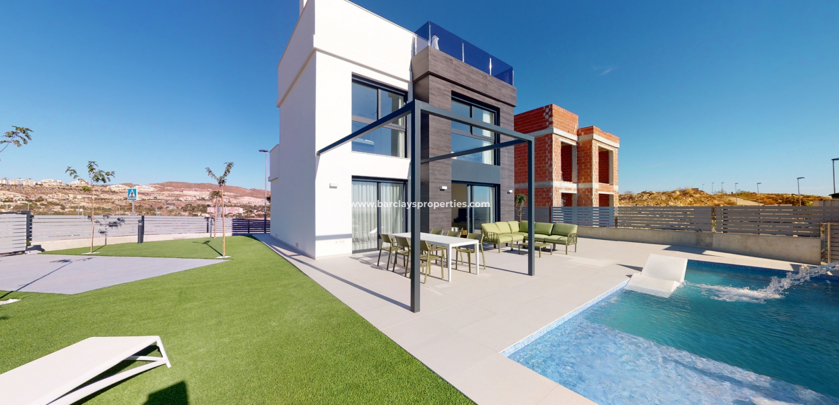 Nueva Villa en Venta en Alicante