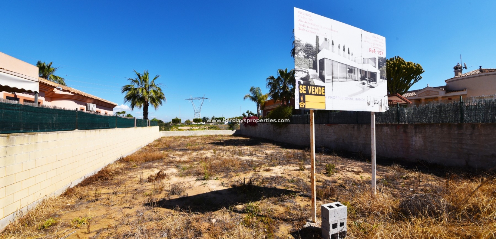 Parcela Con Orientación Sureste en Venta en Urb. El Oasis, Alicante