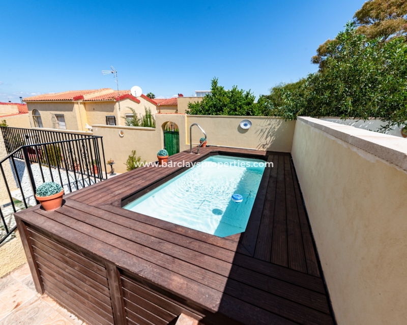 Privat pool - Villa till salu i Urb. La Marina, med privat pool