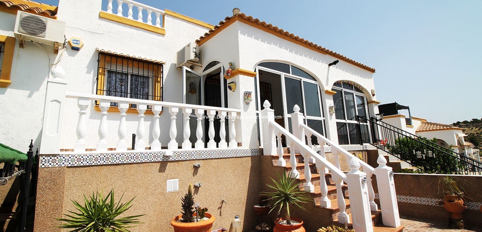 Property - South Facing Property for Sale in La Marina Spain