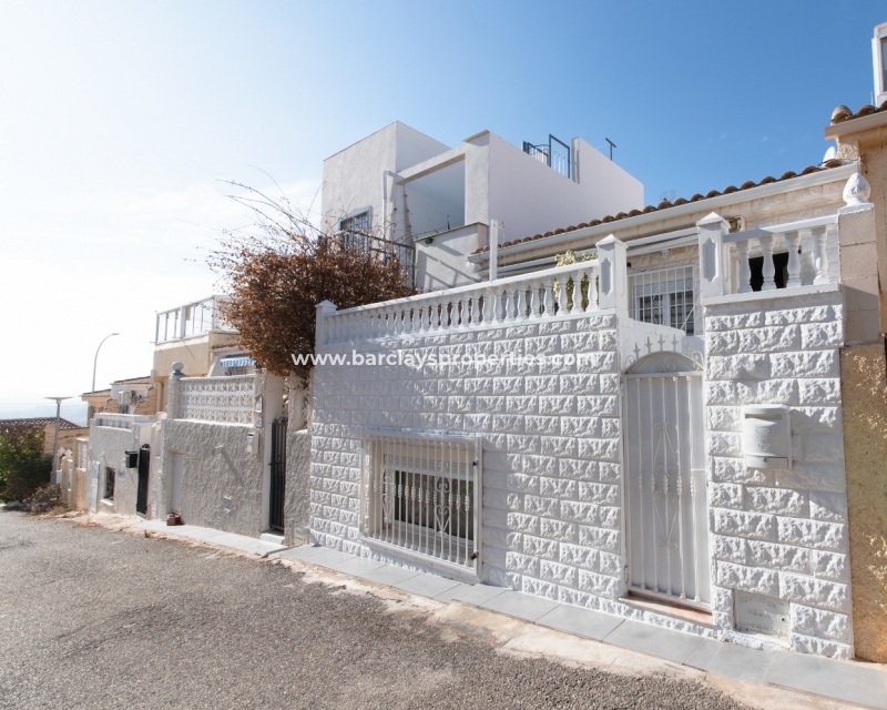 Reformed terrace property for sale on Urb La Marina - Property