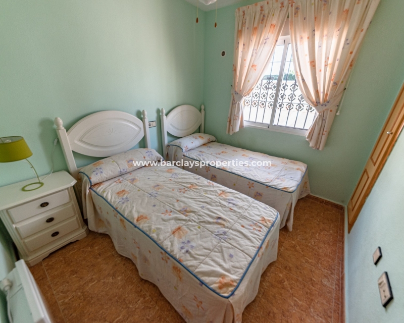 Schlafzimmer - Villa zum Verkauf in La Marina mit Gemeinschaftspool