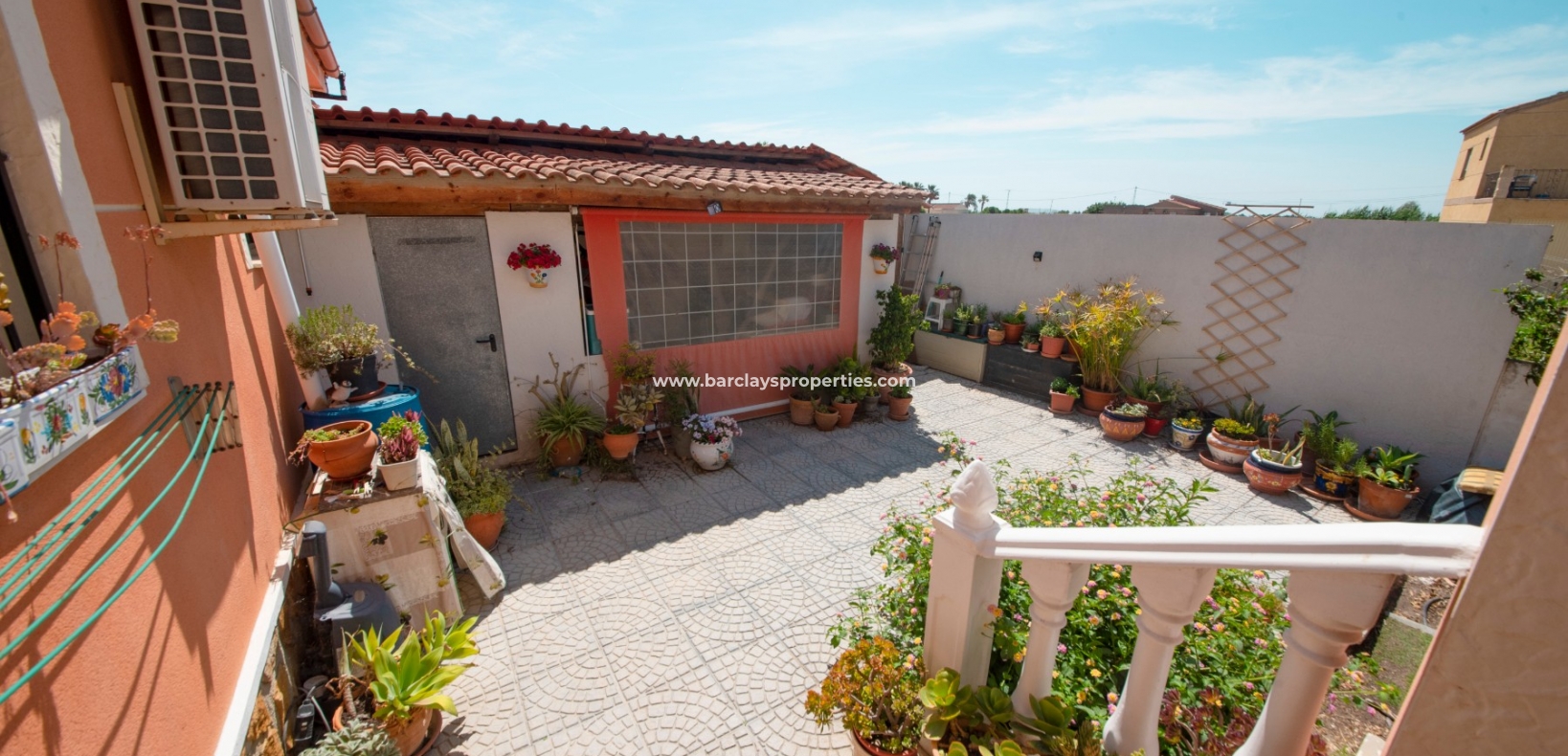 Terraza - Casa de campo en venta en Catral, España