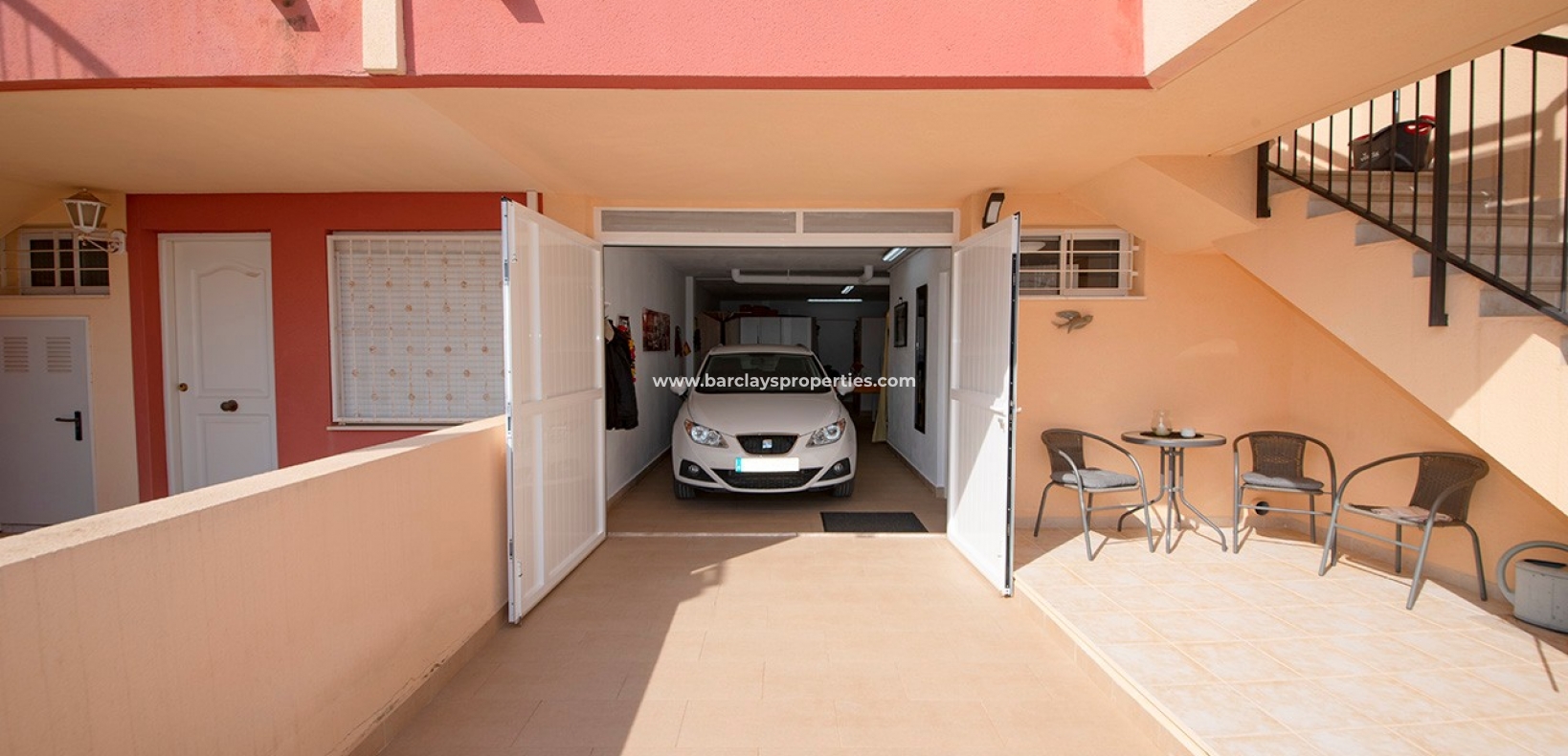 Town House Style Property for Sale in La Marina, Alicante Spain. - garage