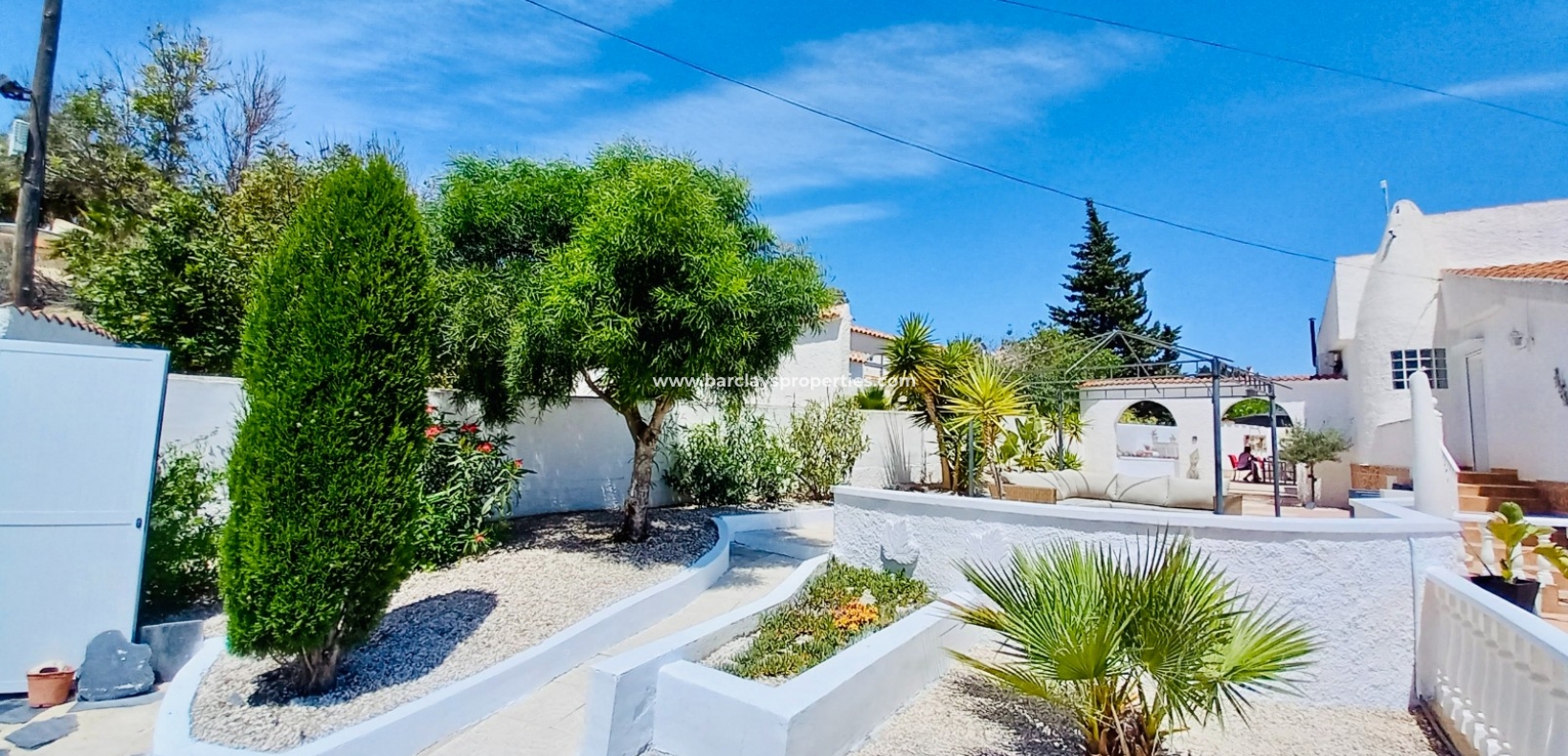 Trädgård - Prestige villa till salu i La Marina