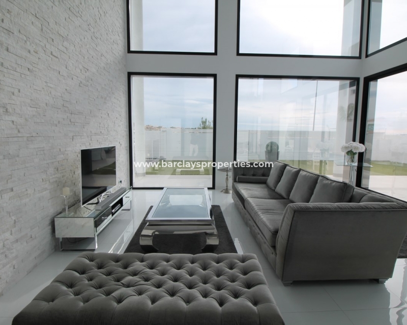 Woonkamer - Moderne villa te koop in urbanisatie La Marina