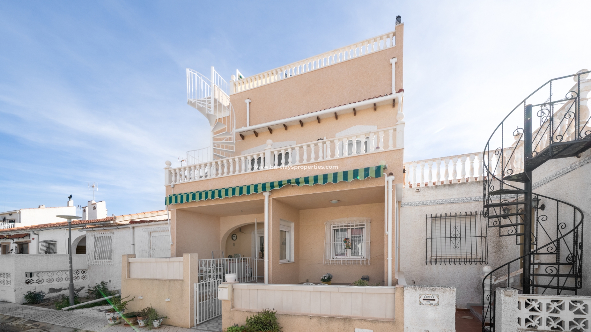 Adosado - Venta - Urb. La Marina - 5577