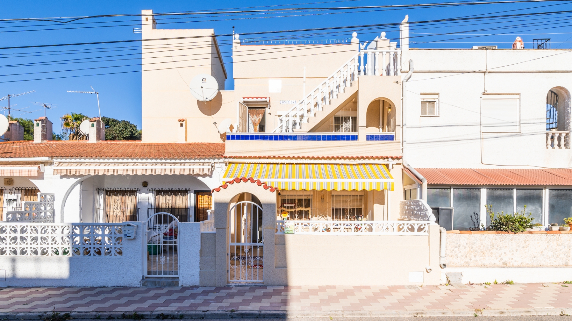 Adosado - Venta - Urb. La Marina - 5831