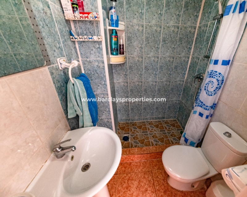 Badezimmer - Immobilien zum Verkauf in La Marina Spanien mit Meerblick