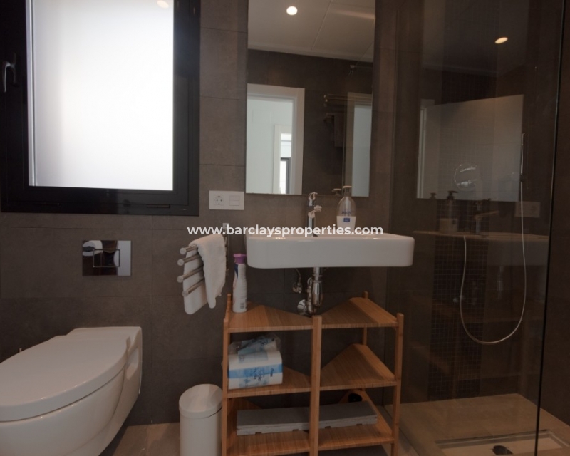 Badezimmer - Neubau Villa zum Verkauf in Urb La Marina