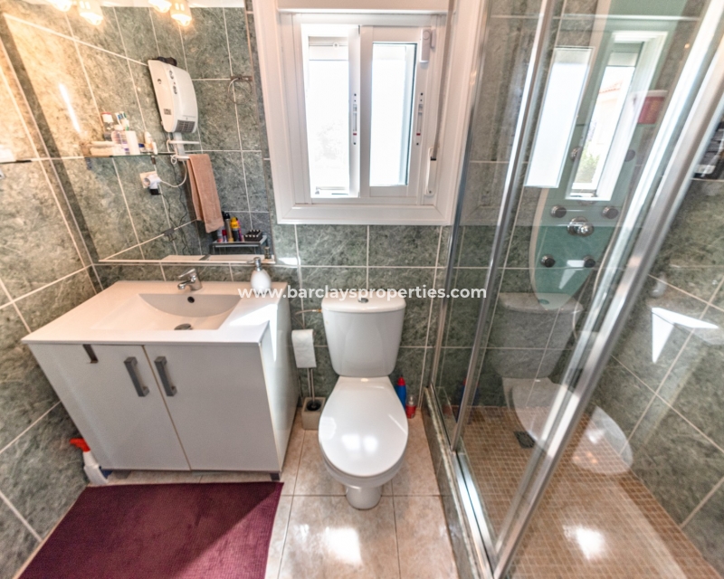 Bathroom - Prestige Villa for sale in La Marina