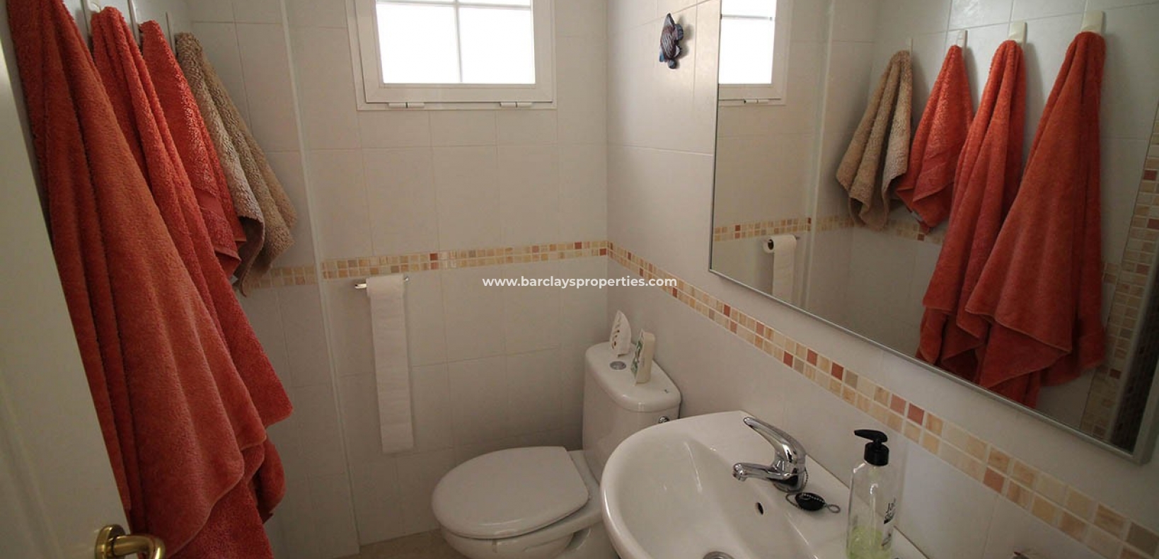 Bathroom - Villa for sale with communal pool urb Oasis-La Marina