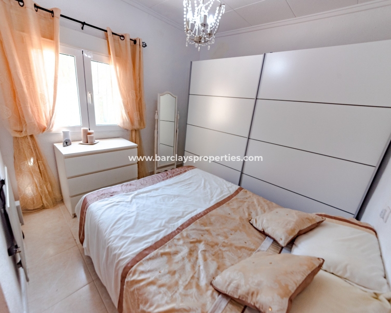 Bedroom - House for sale in Urbanisation La Marina