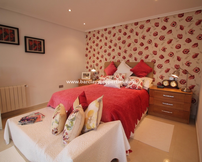 Bedroom - Large detached villa for sale in La Escuera