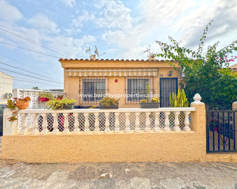 Chalet adosada en venta en La Marina