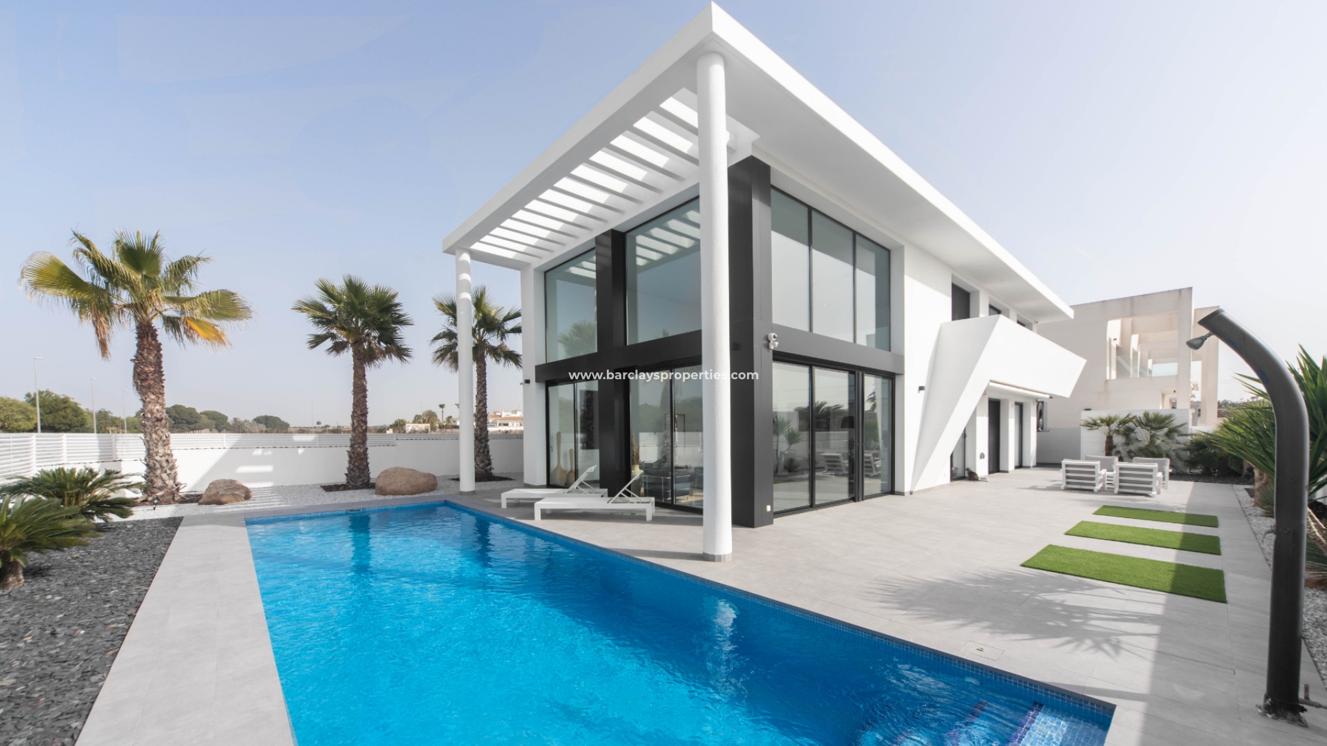 Chalet Independiente - Venta - Urb. El Oasis - La Marina - 5335