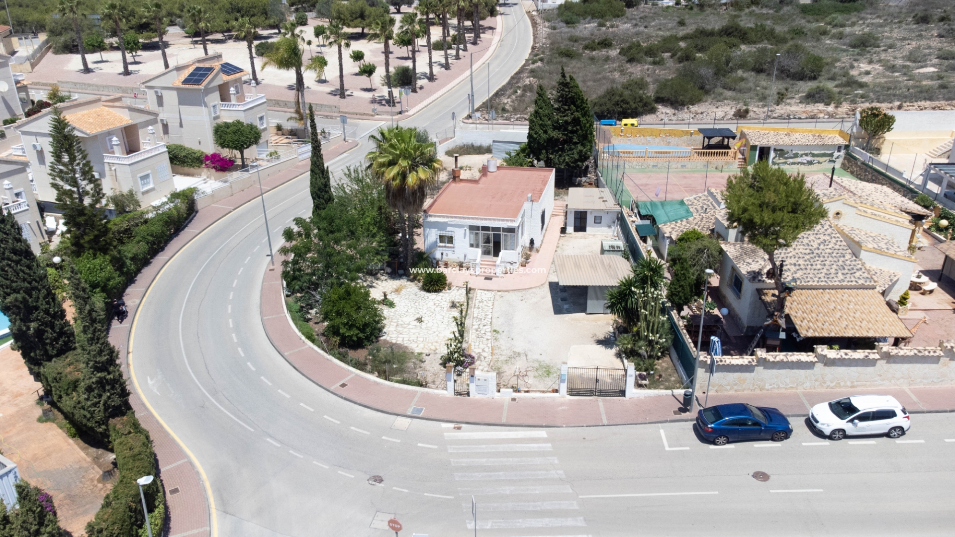 Chalet Independiente - Venta - Urb. La Escuera - 5421