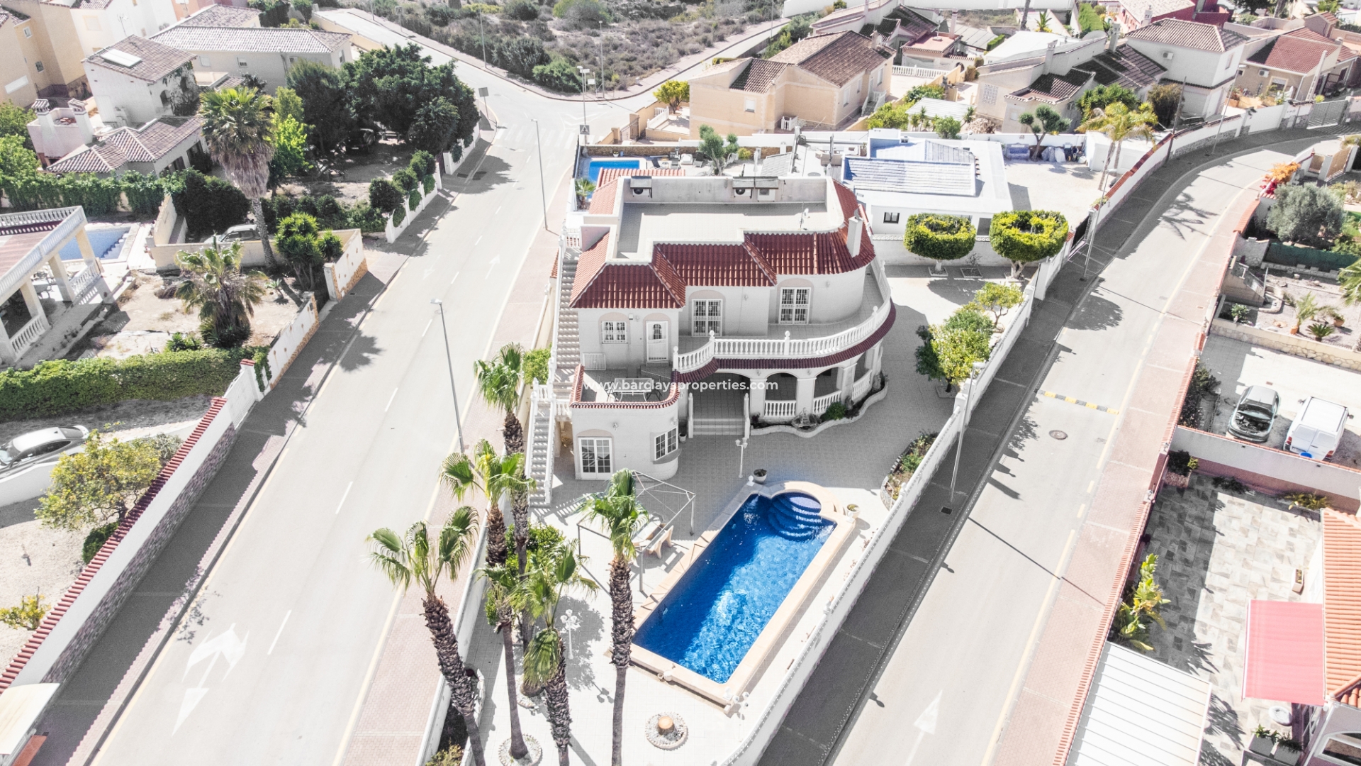 Chalet Independiente - Venta - Urb. La Marina - 5644