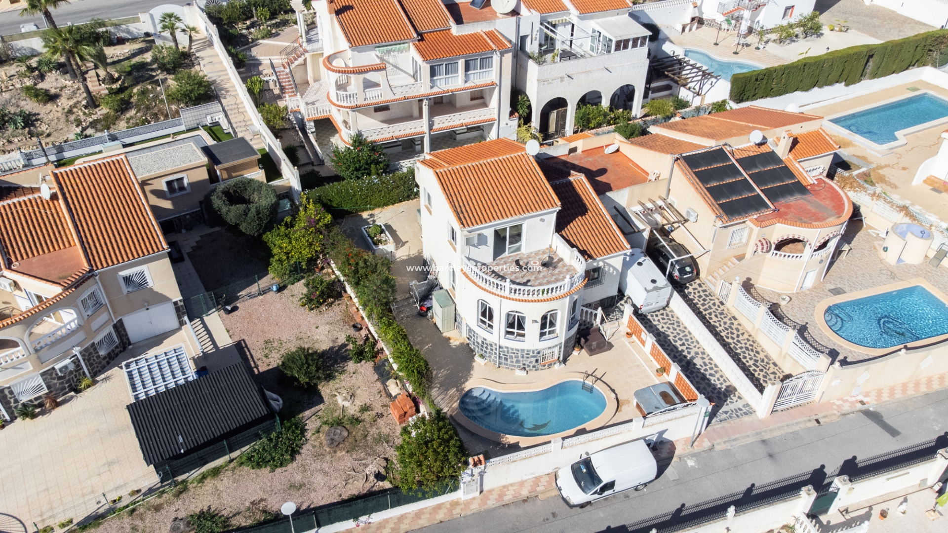 Chalet Independiente - Venta - Urb. La Marina - 5763