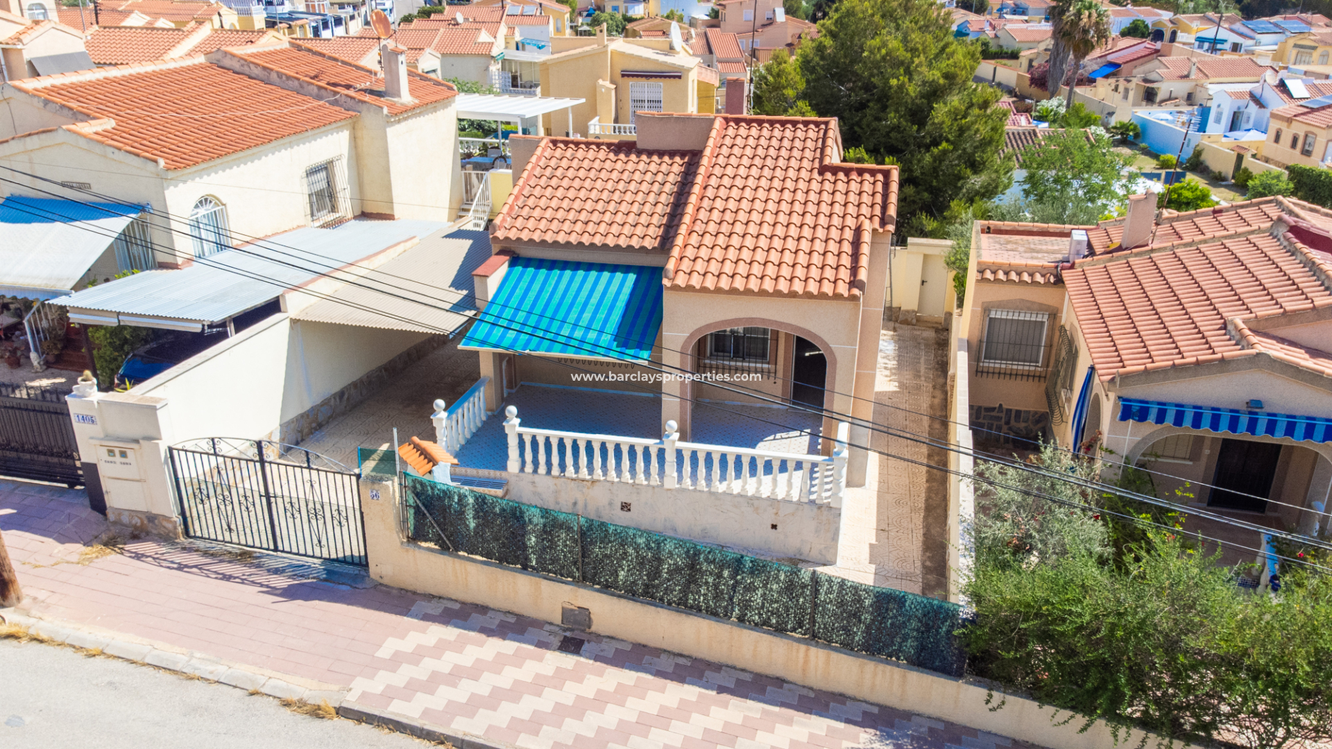 Chalet Independiente - Venta - Urb. La Marina - 5999