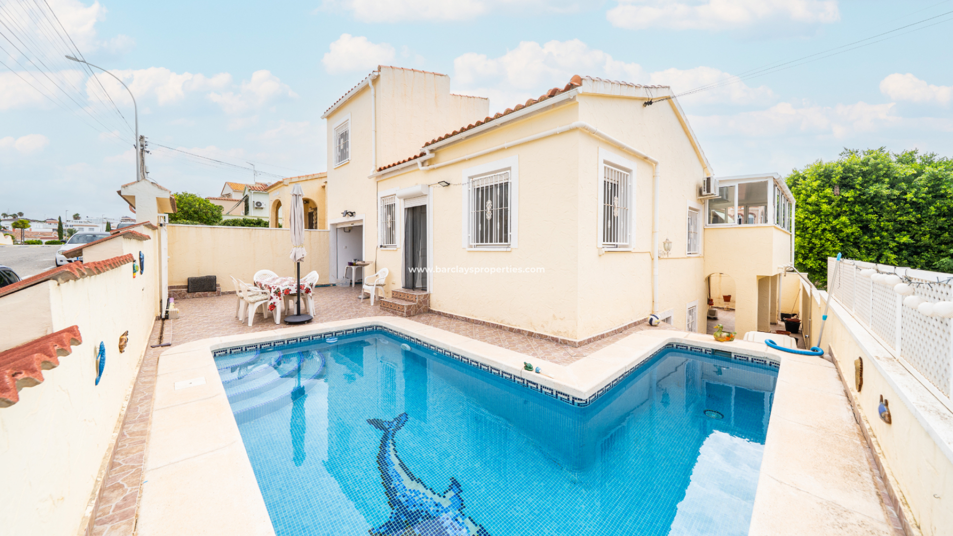 Chalet Independiente - Venta - Urb. La Marina - 6015