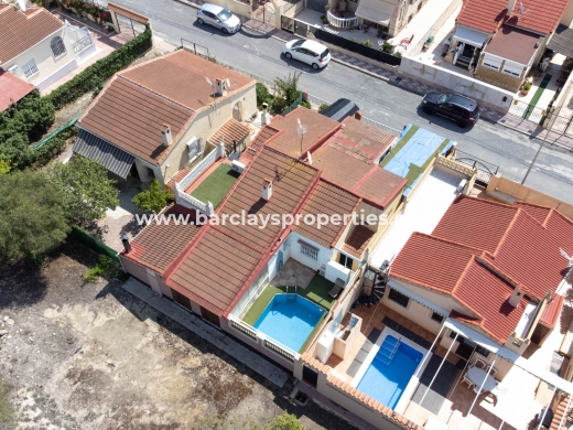 Chalet Independiente · Venta · Urb. La Marina · Urb. La Marina