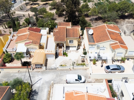 Chalet Independiente · Venta · Urb. La Marina · Urb. La Marina