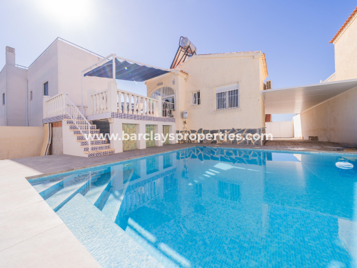 Chalet Independiente · Venta · Urb. La Marina · Urb. La Marina