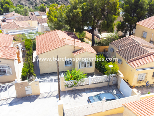 Chalet Independiente · Venta · Urb. La Marina · Urb. La Marina