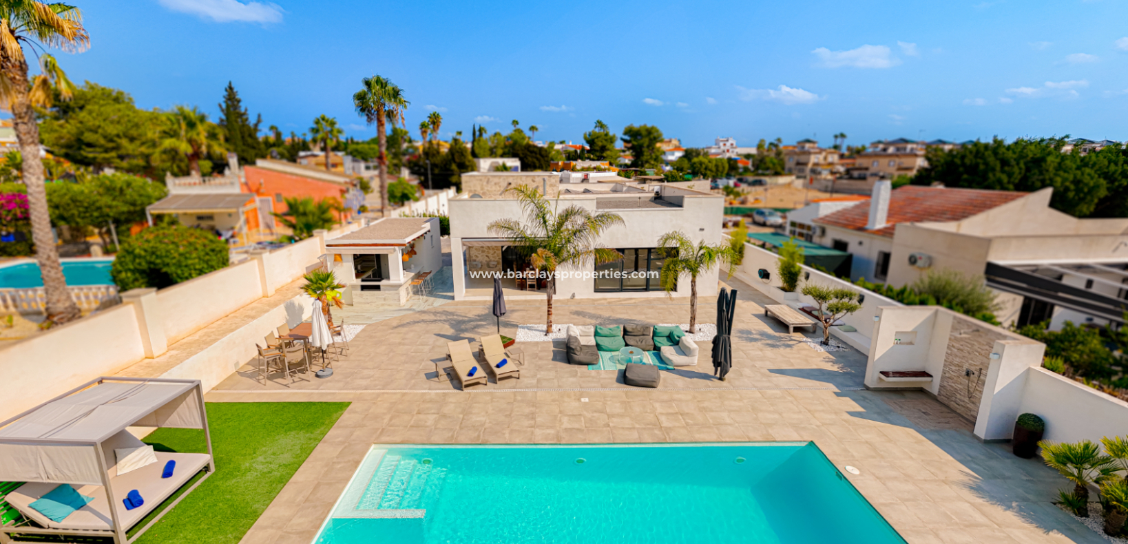 Detached Property for sale in La Marina