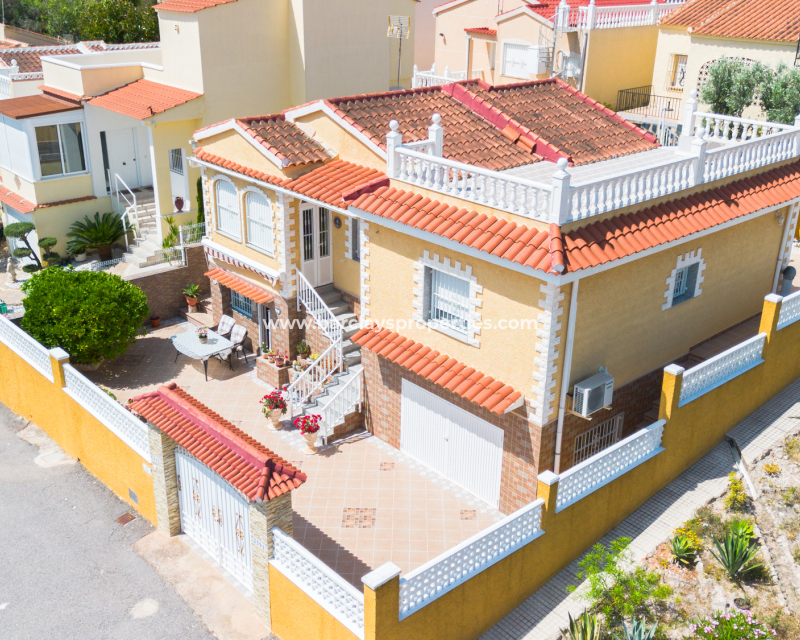 Detached Property for sale in La Marina