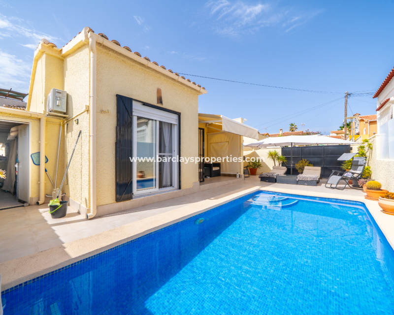 Detached - Resale - Urb. La Marina - Urb. La Marina
