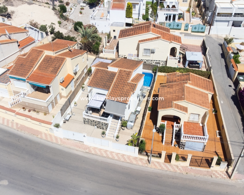 Detached Villa for sale in La Marina