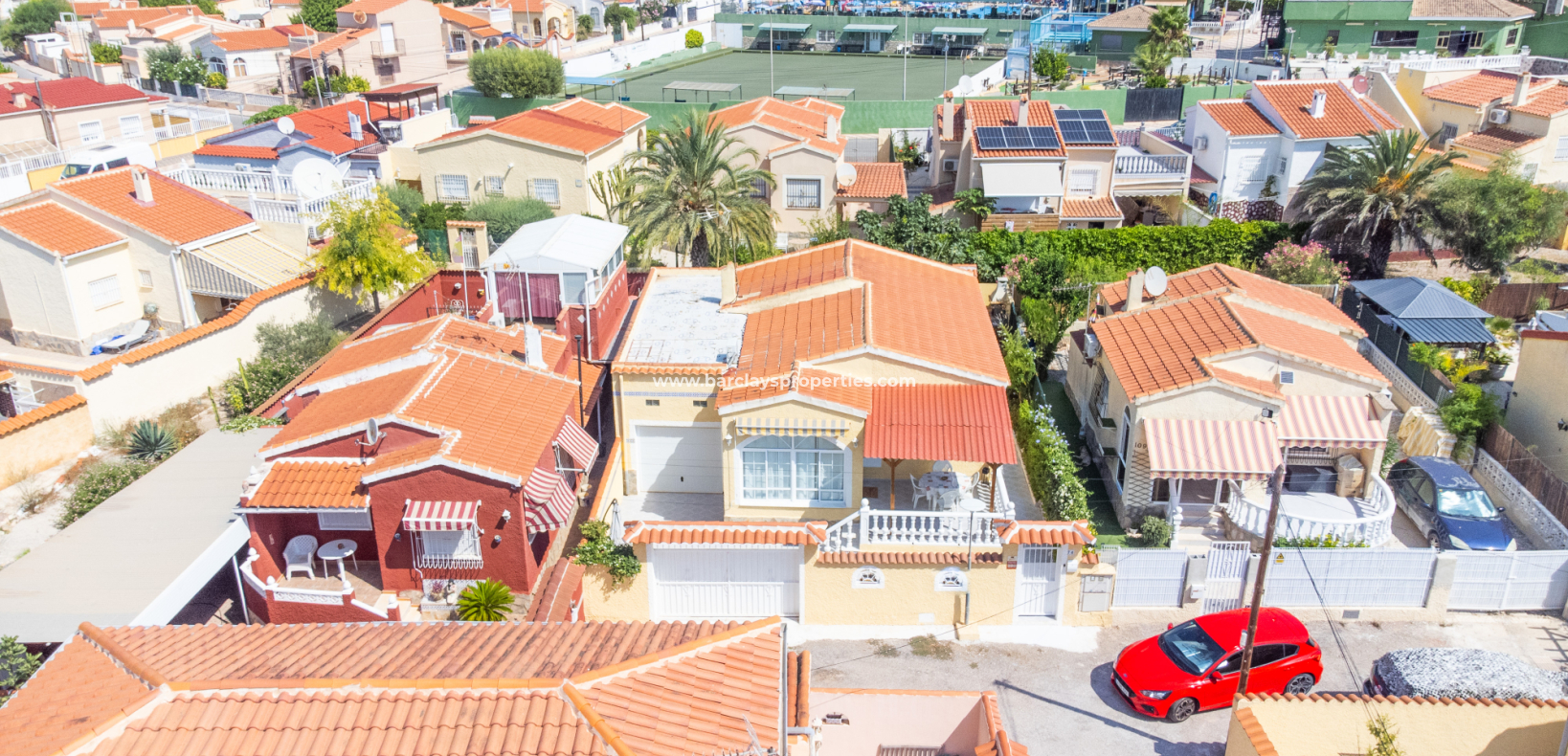 Freistehende Immobilie zum Verkauf in La Marina