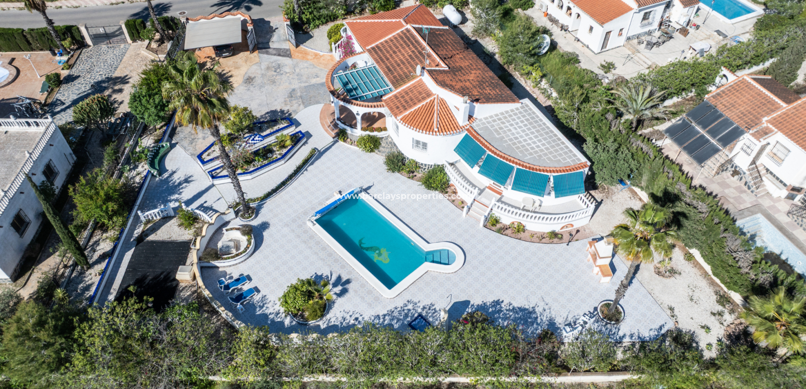 Freistehende Villa zu verkaufen in Alicante