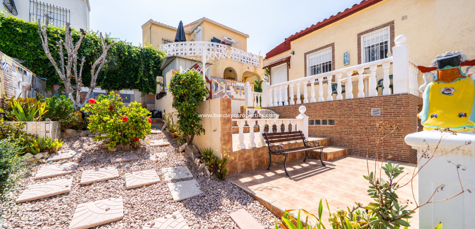 Freistehende Villa zum Verkauf in Alicante