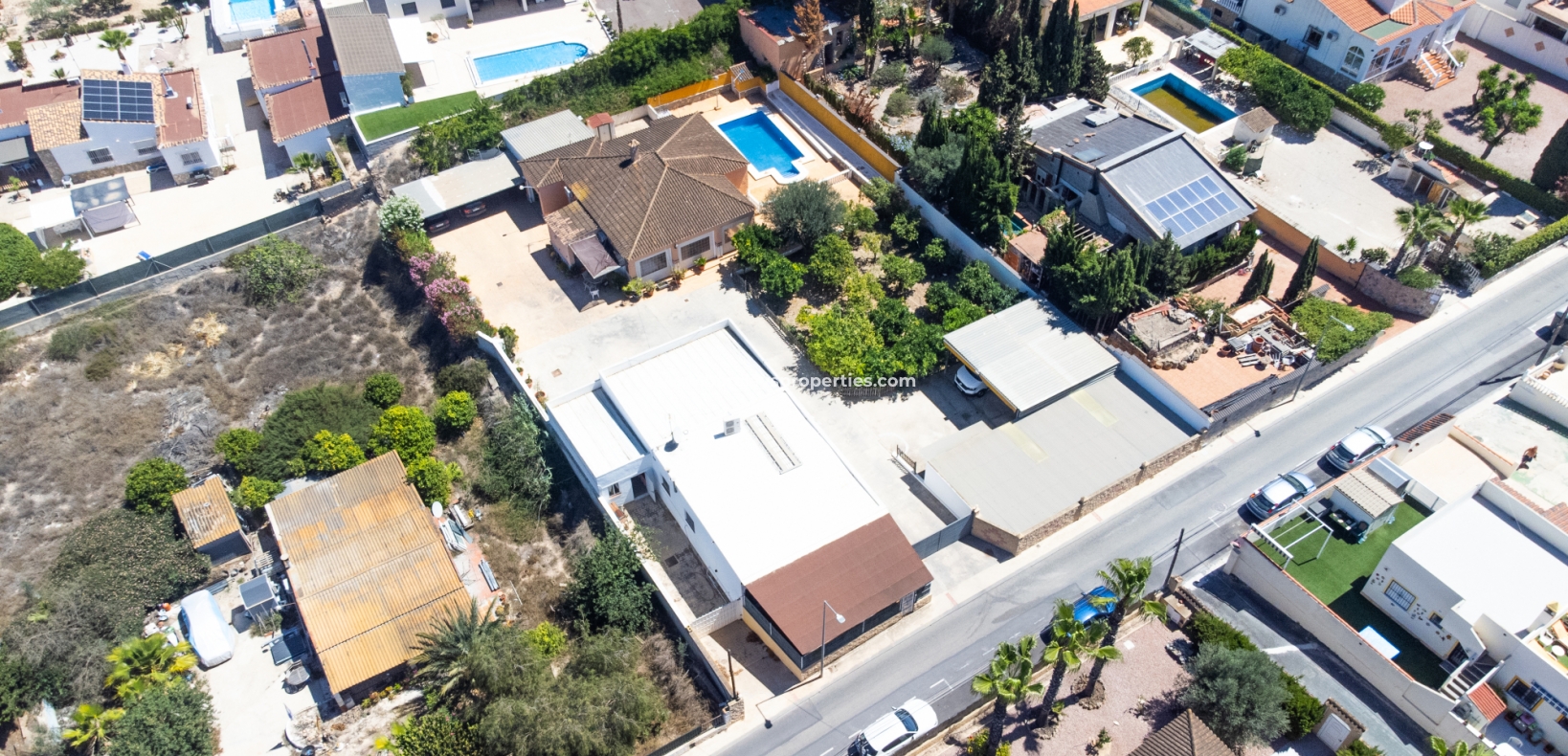 Freistehende Villa zum Verkauf in La Marina