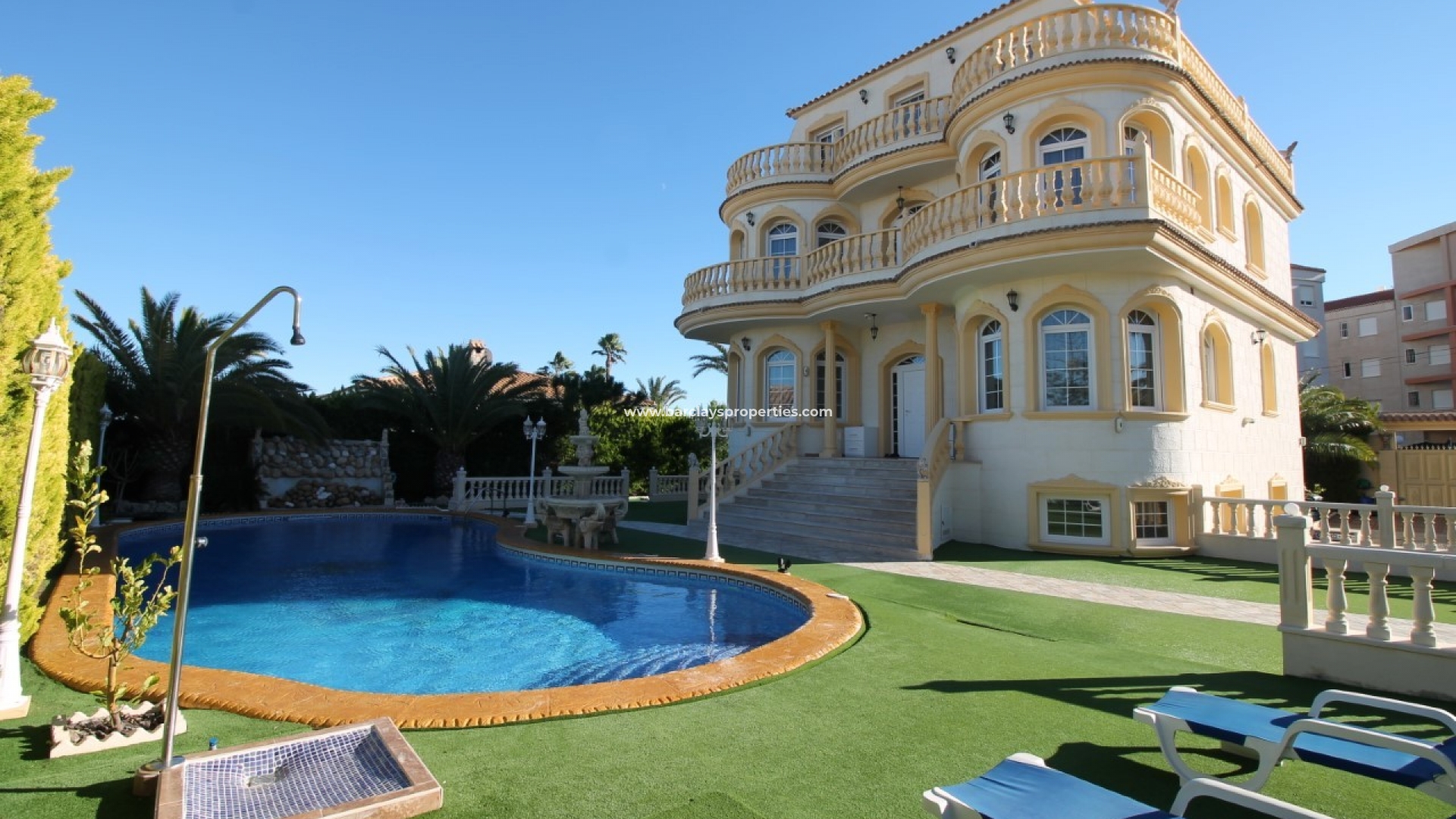 Freistendhe Villa - Resale - Playa Flamenca - 4493