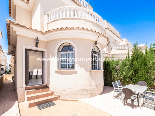 Freistendhe Villa · Resale · Urb. El Oasis - La Marina · Urb. El Oasis - La Marina