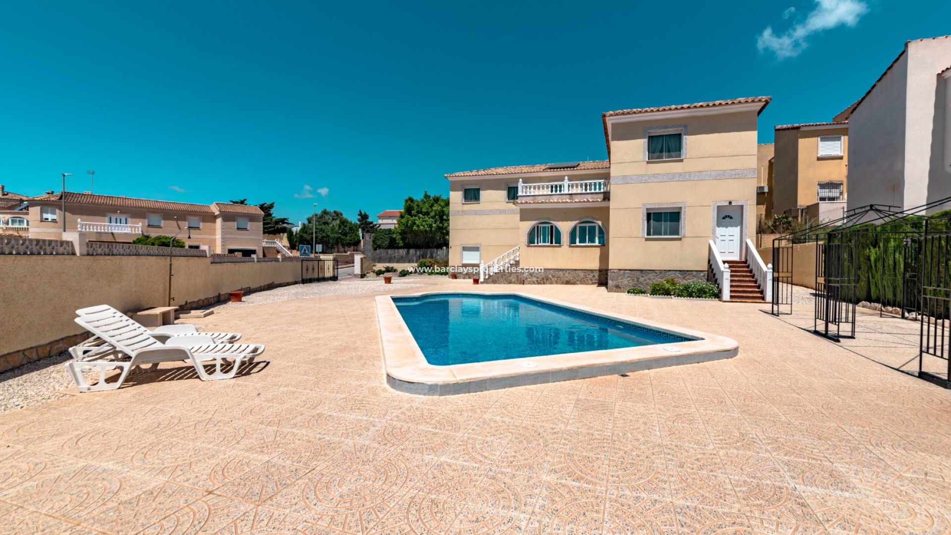 Freistendhe Villa - Resale - Urb. La Escuera - 4918