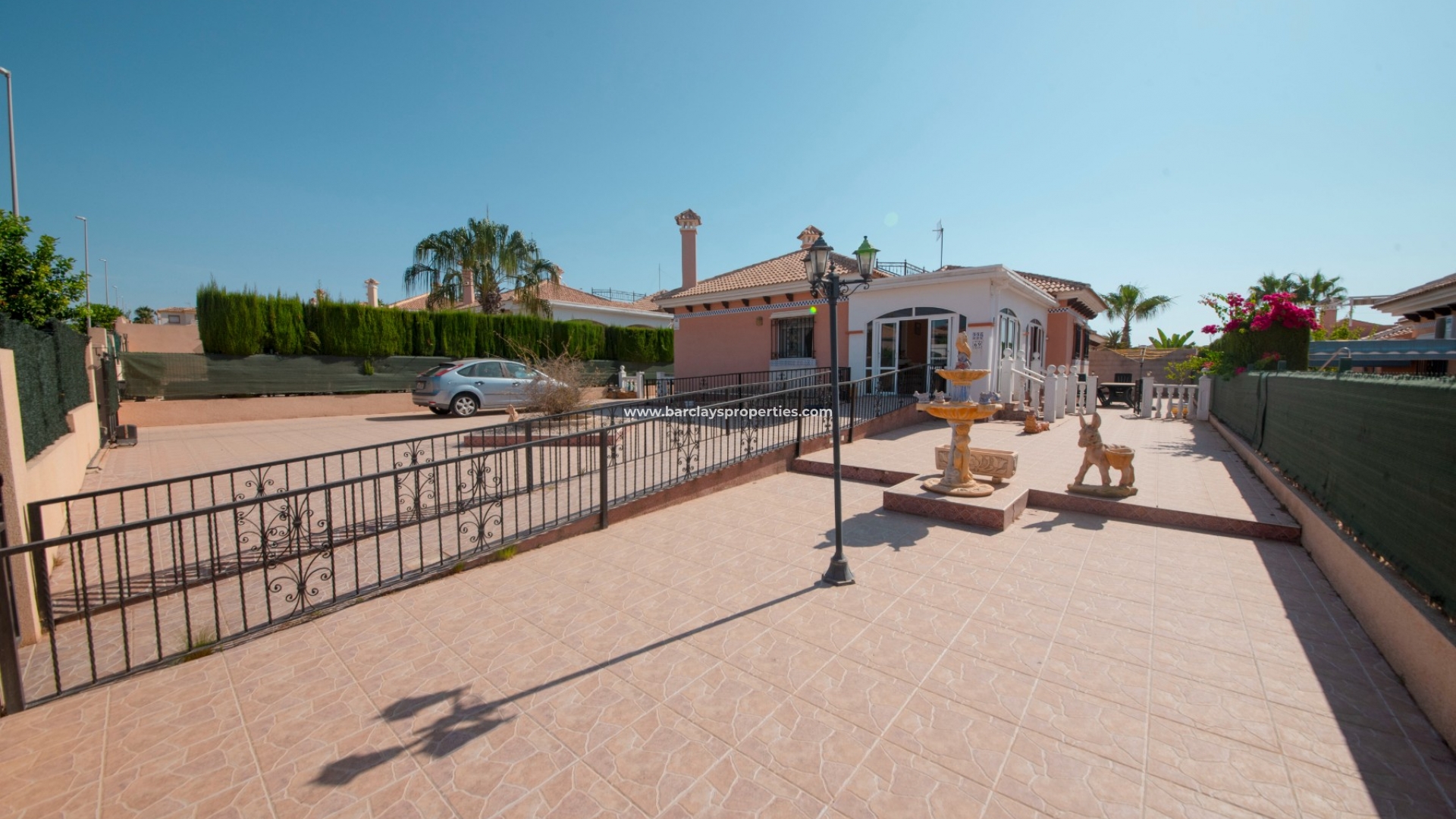 Freistendhe Villa - Resale - Urb. La Marina - 4945