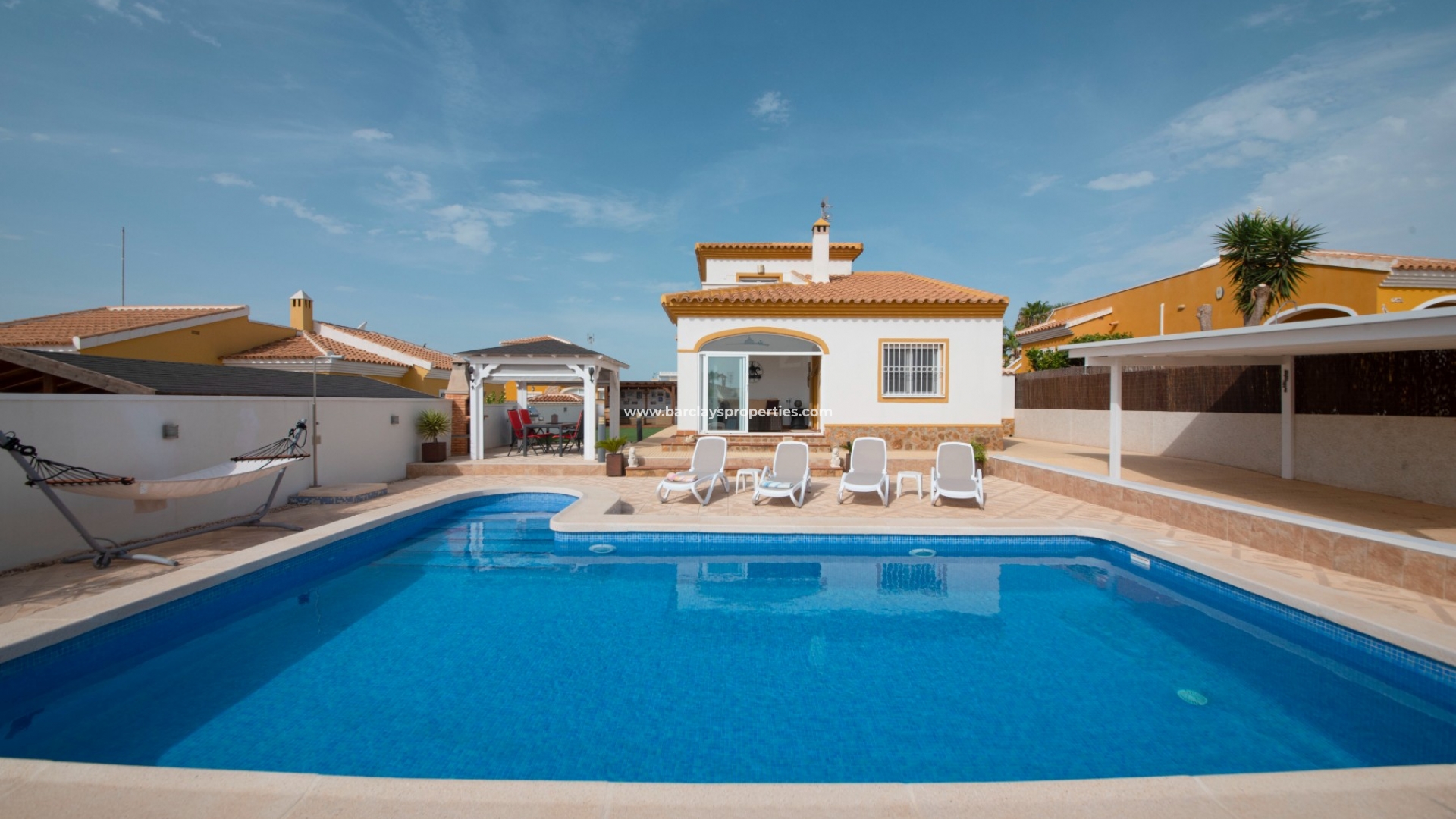 Freistendhe Villa - Resale - Urb. La Marina - 4956